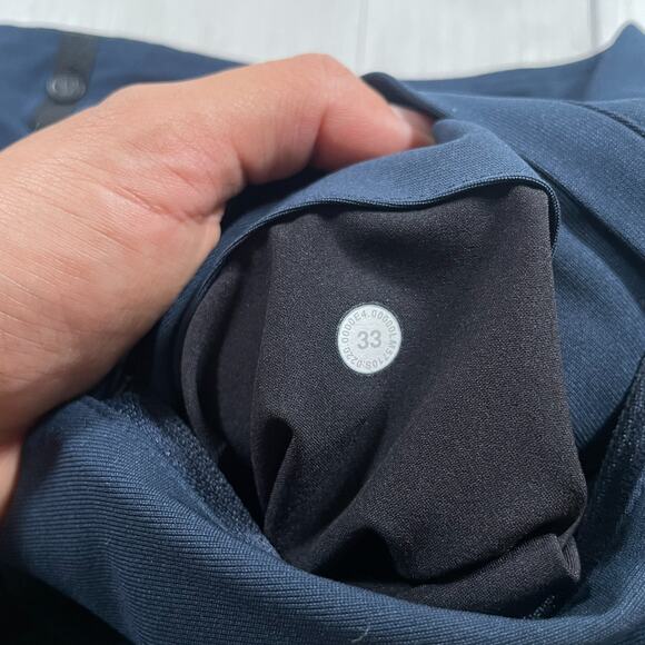 Lululemon Pants Men's 33x31 Navy Classic Fit Golf Commission Performance - Picture 8 of 12